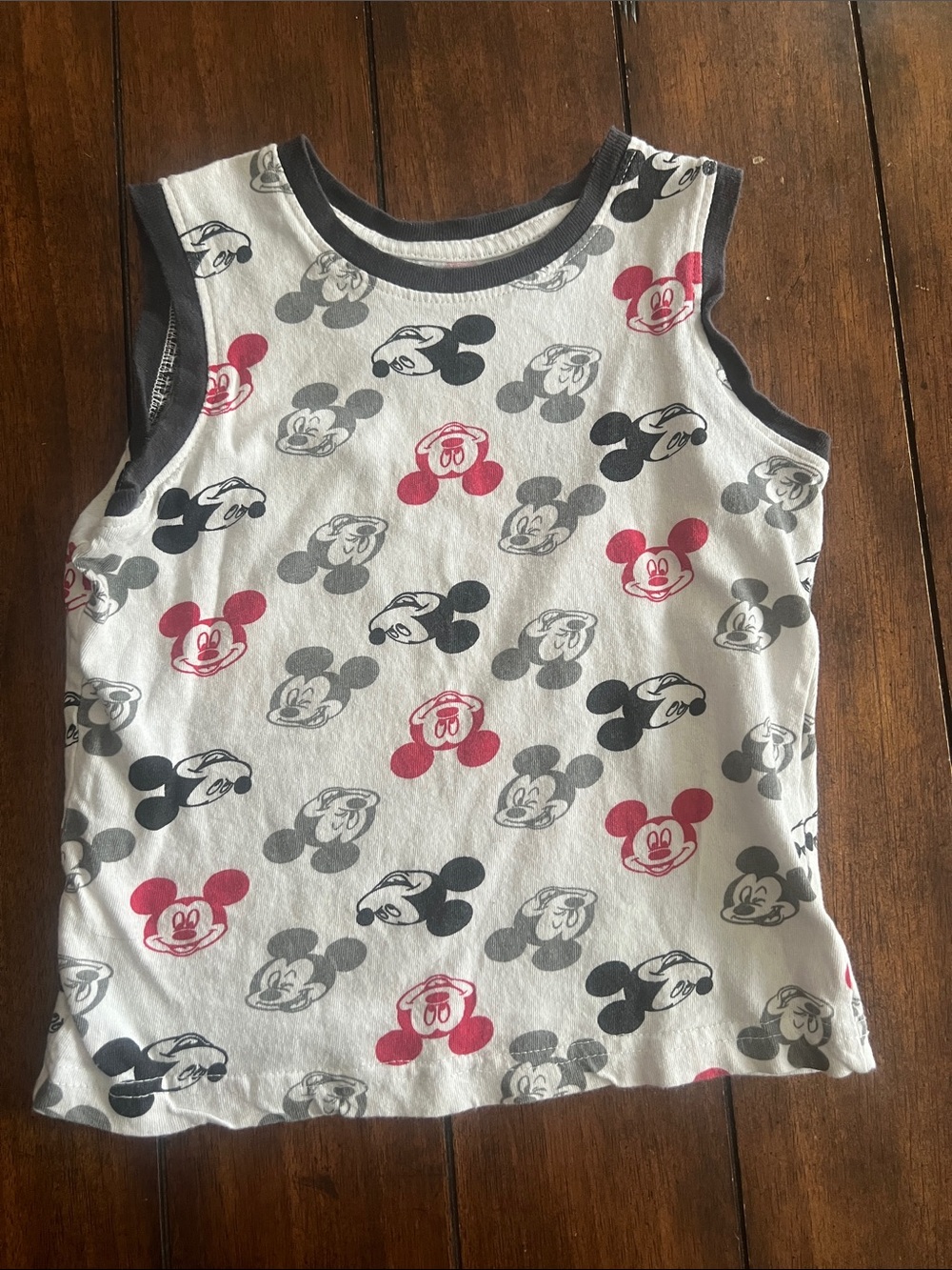 🎉🎉 5 for $20🎉🎉Kids Sleeveless Graphic Tank - White with Black & Red Mickey Faces